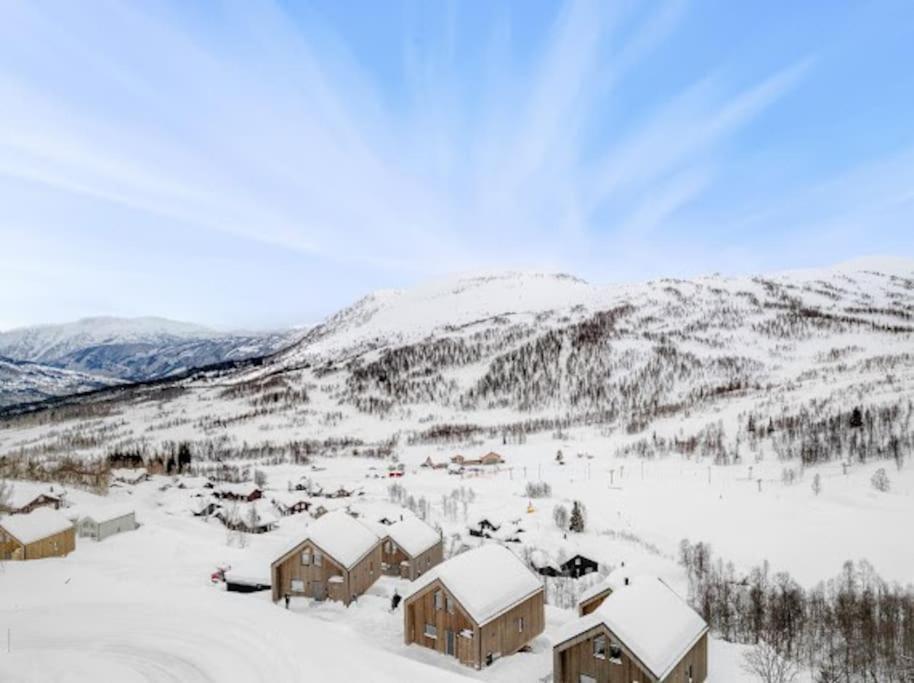 Flygende Utsiktshytte Med Magisk Utsikt Sogndal Bagian luar foto